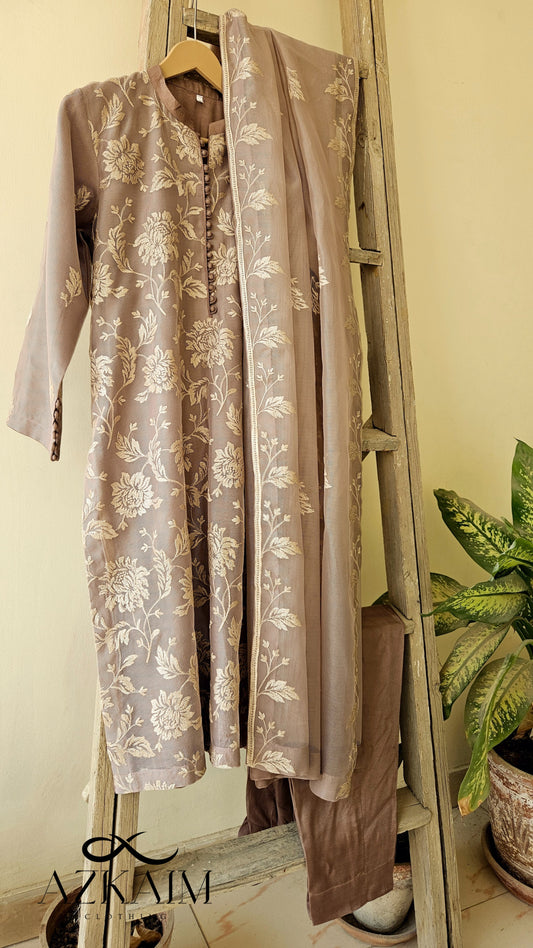 Onion Pink Khaadi Net Embroidered - 3pcs
